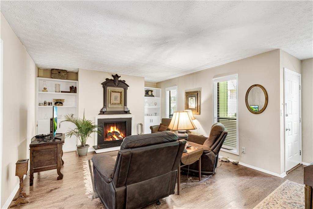 605 Dunbar Drive 605