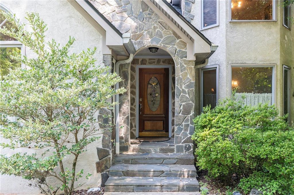 86 Sunset Court
