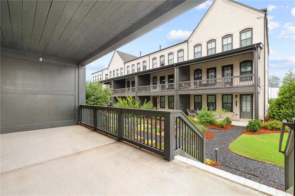 6710 Pippin Walk