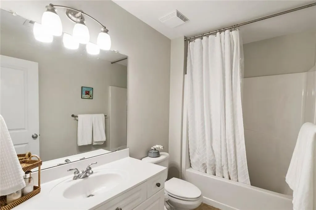 Atlanta, Georgia 30318, United States, 3 Bedrooms Bedrooms, ,3 BathroomsBathrooms,Residential,Active,109428