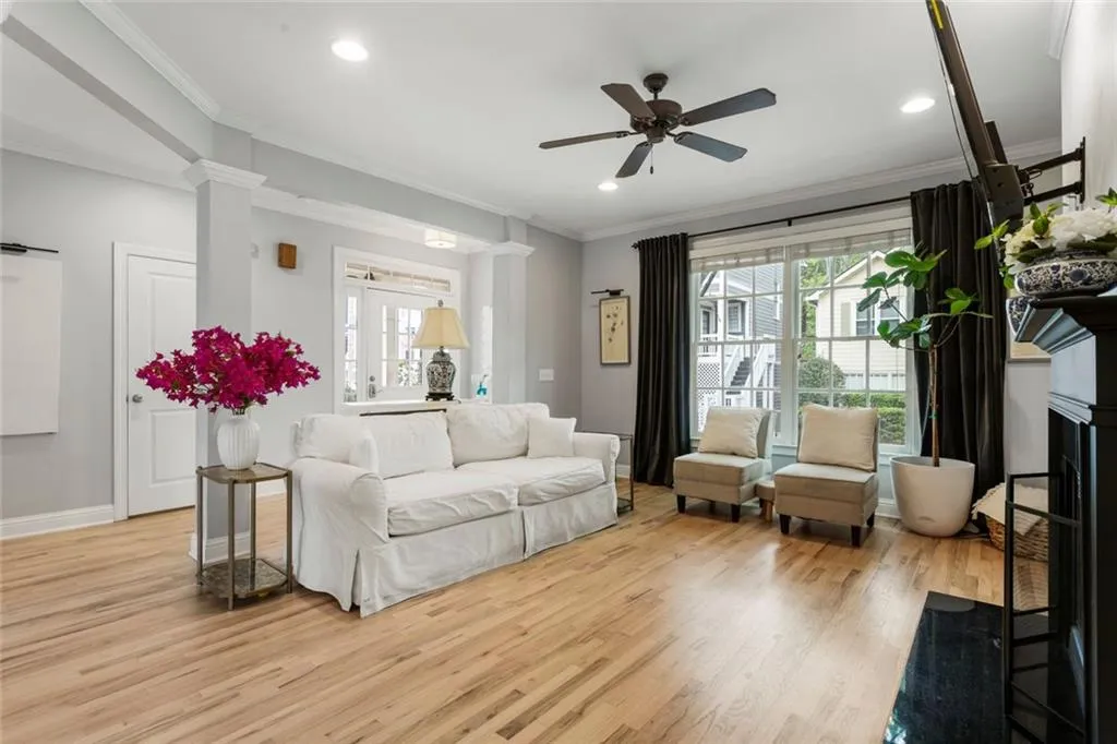 Atlanta, Georgia 30318, United States, 3 Bedrooms Bedrooms, ,3 BathroomsBathrooms,Residential,Active,109428