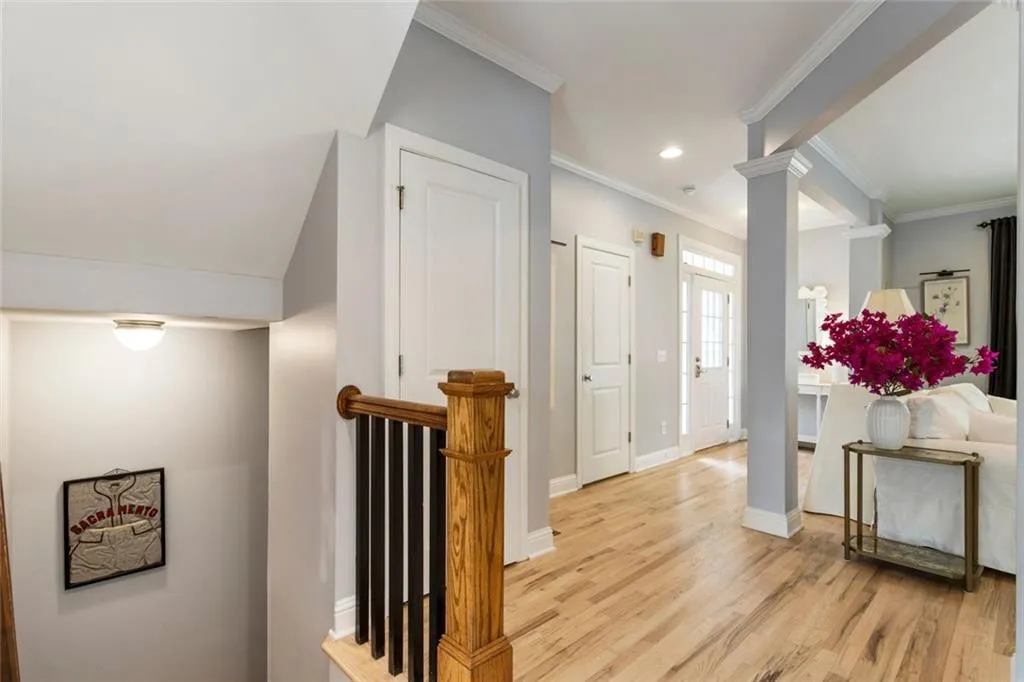 Atlanta, Georgia 30318, United States, 3 Bedrooms Bedrooms, ,3 BathroomsBathrooms,Residential,Active,109428