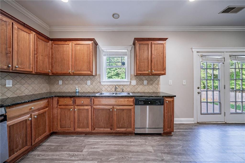 3460 Village Park Lane SW