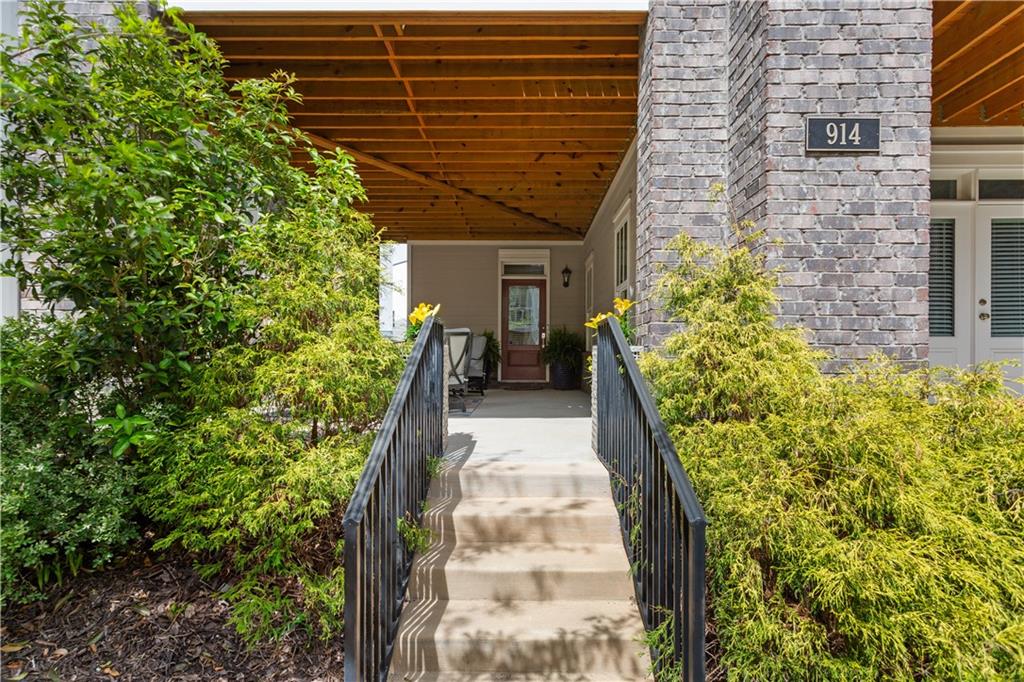 914 Martin Street NW