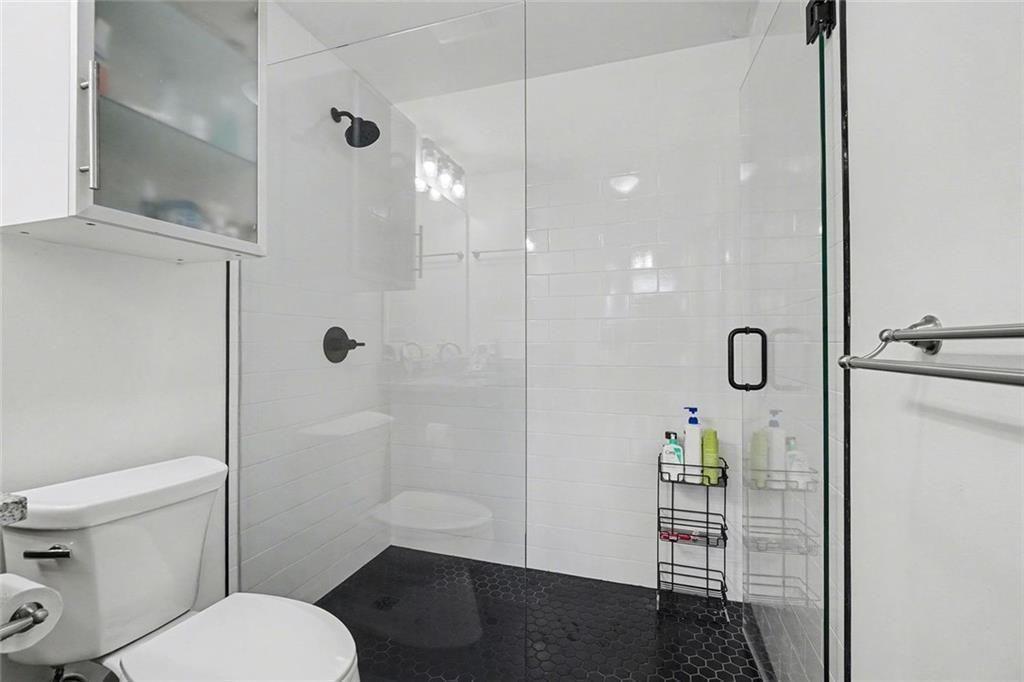 860 Peachtree Street NE 1013