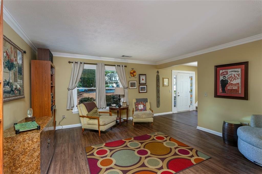 1202 Shallowford Trace Court