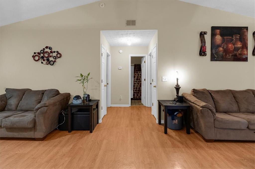 10 MCGIBONEY Place