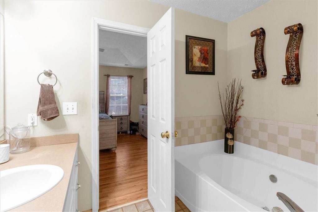 10 Mcgiboney Place, Covington, Georgia image 17