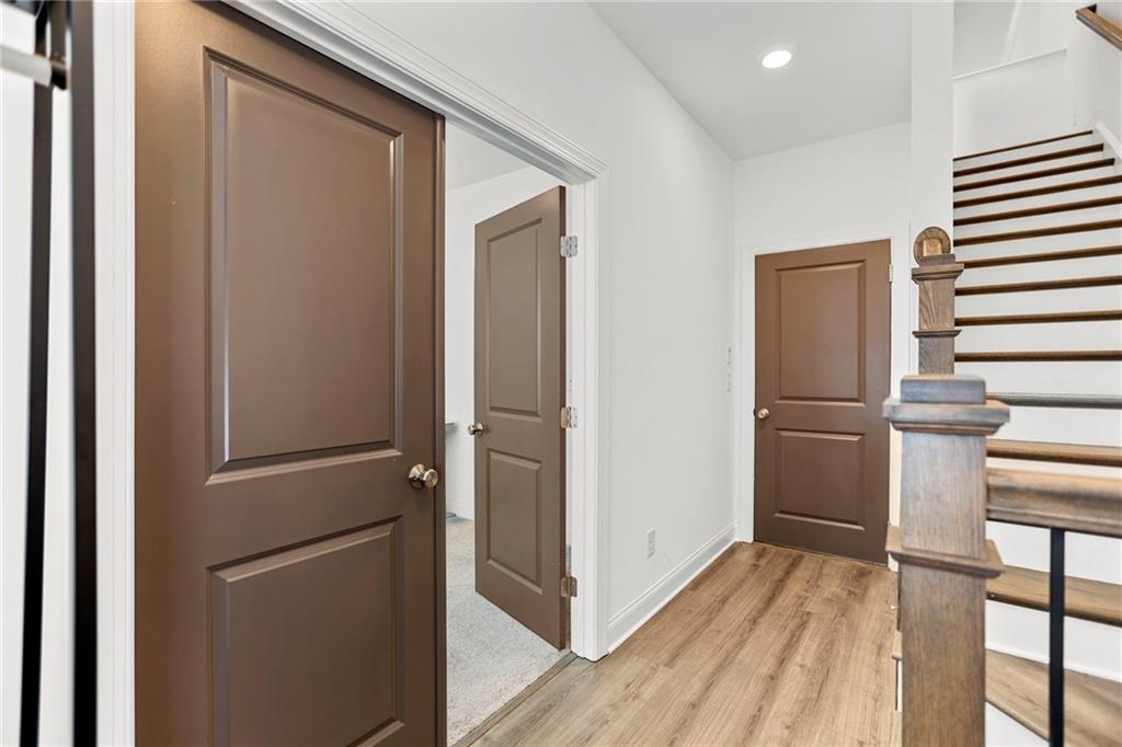 3987 Knox Park Ovlk