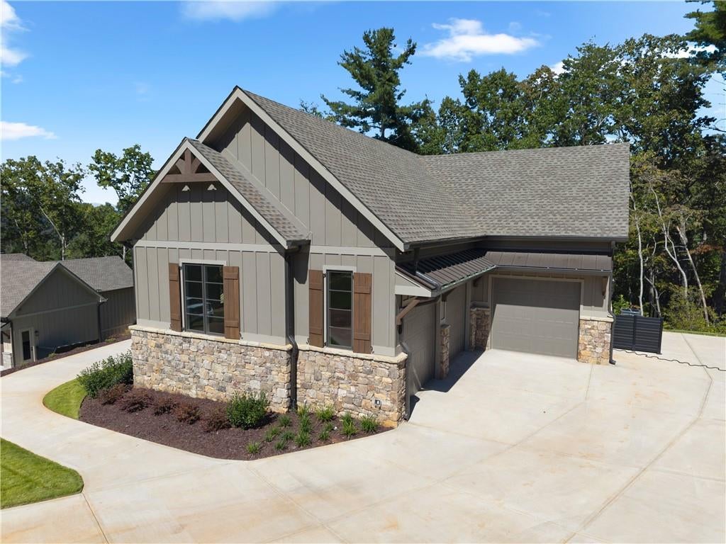 30 Overlook Cove