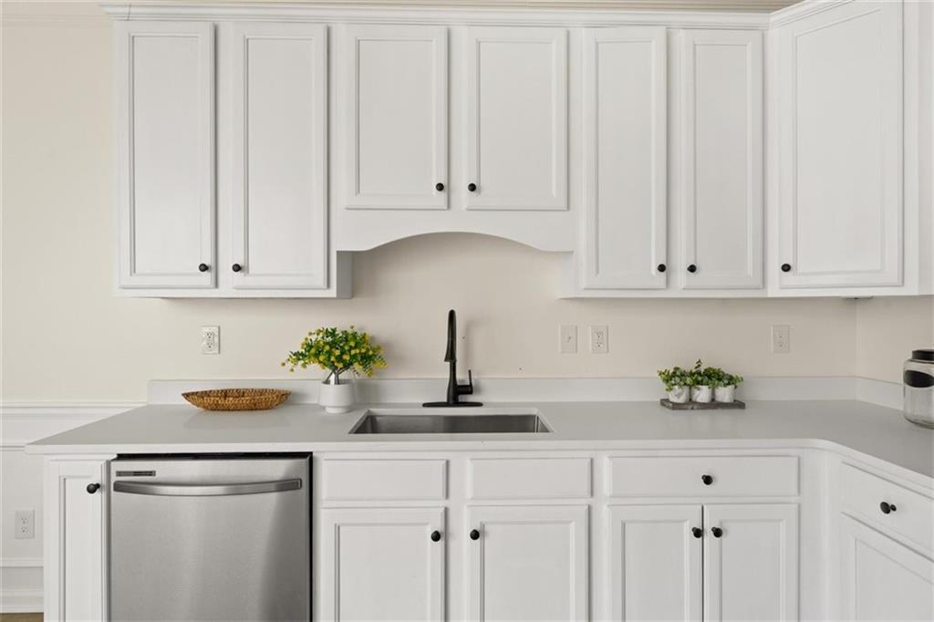 2530 Gold Creek Lane