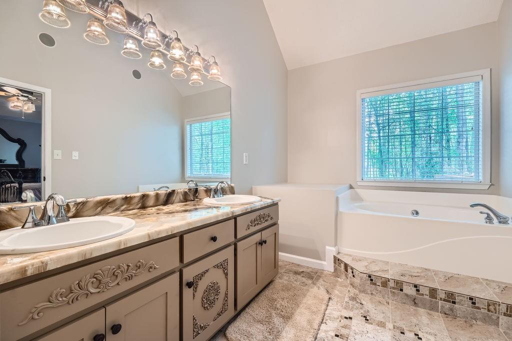 270 Albertas Court, Mcdonough, Georgia image 16