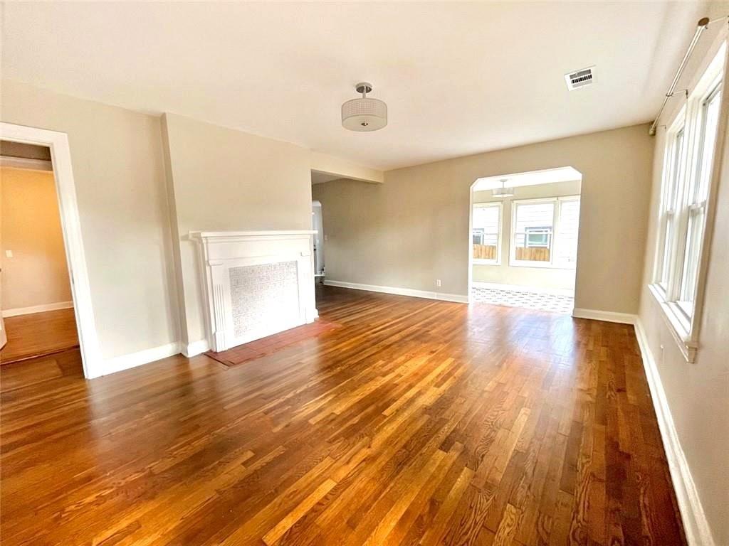 1449 Lynford Drive SW