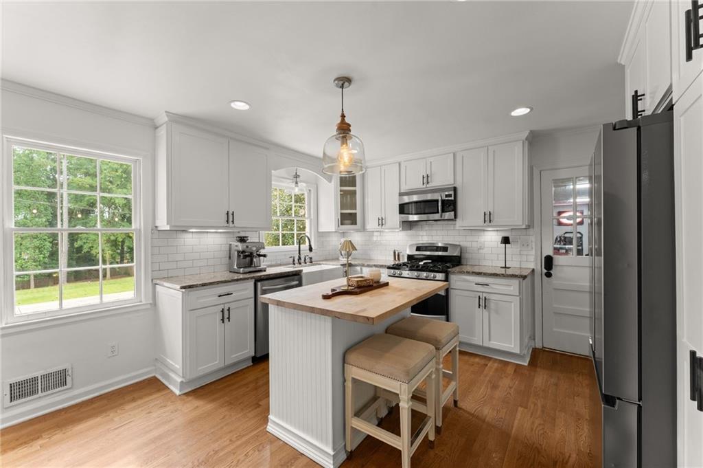 1095 Tuxedo Drive