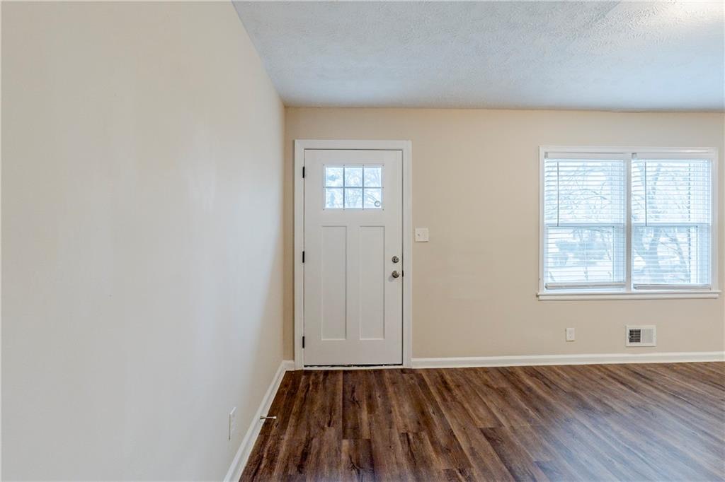 2504 Brentwood Road
