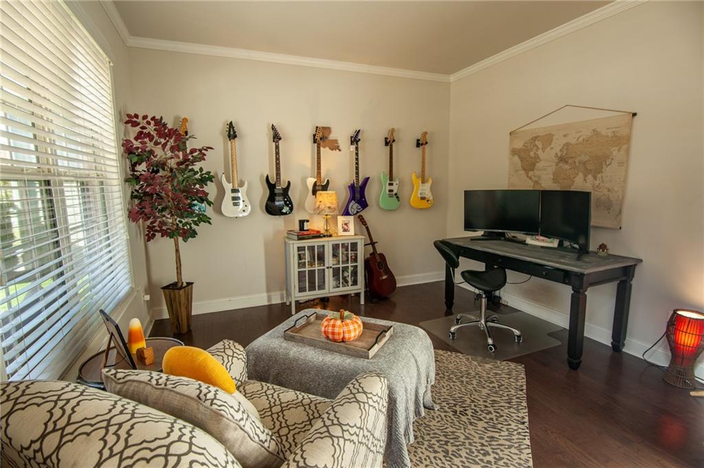 Lakestone - Residential