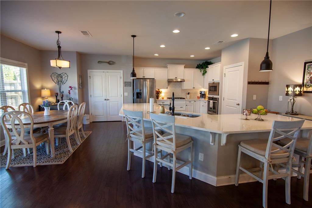 Lakestone - Residential