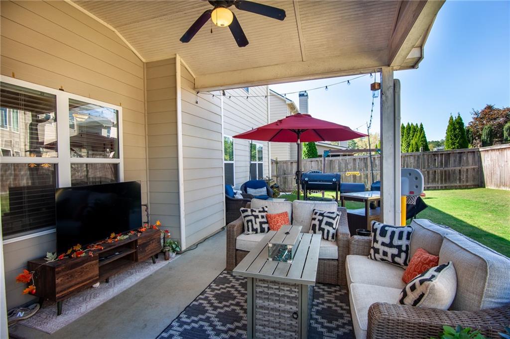 Lakestone - Residential
