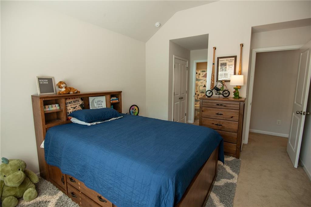 Lakestone - Residential