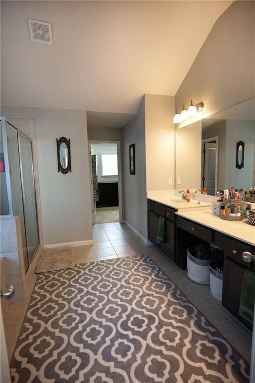 Lakestone - Residential