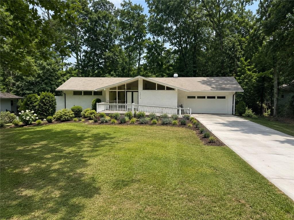 Photo 1 of 32 — 1714 S Johnson Ferry Road NE, Atlanta, GA 30319