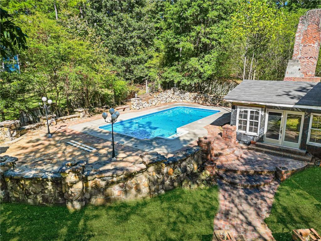 1215 Masters Lane