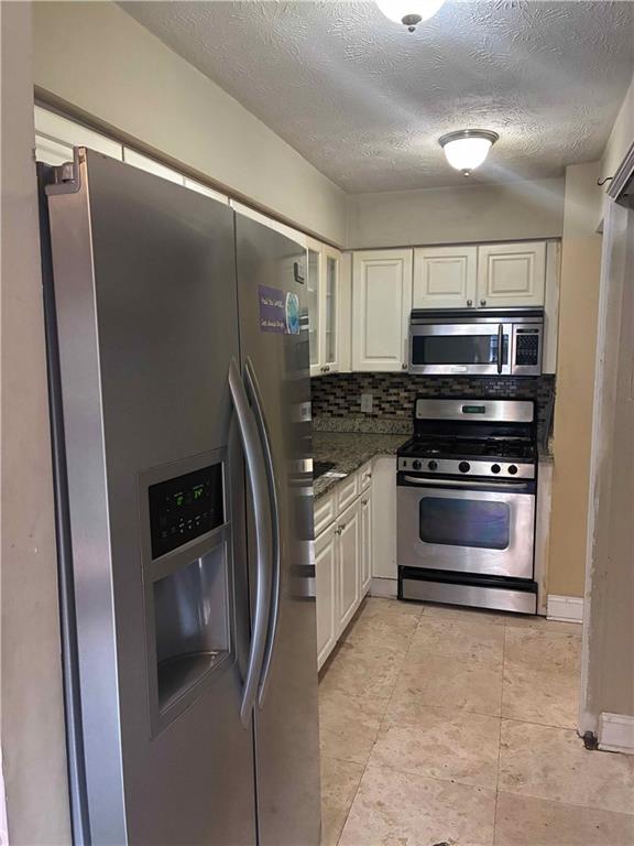 Stone Manor - Residential