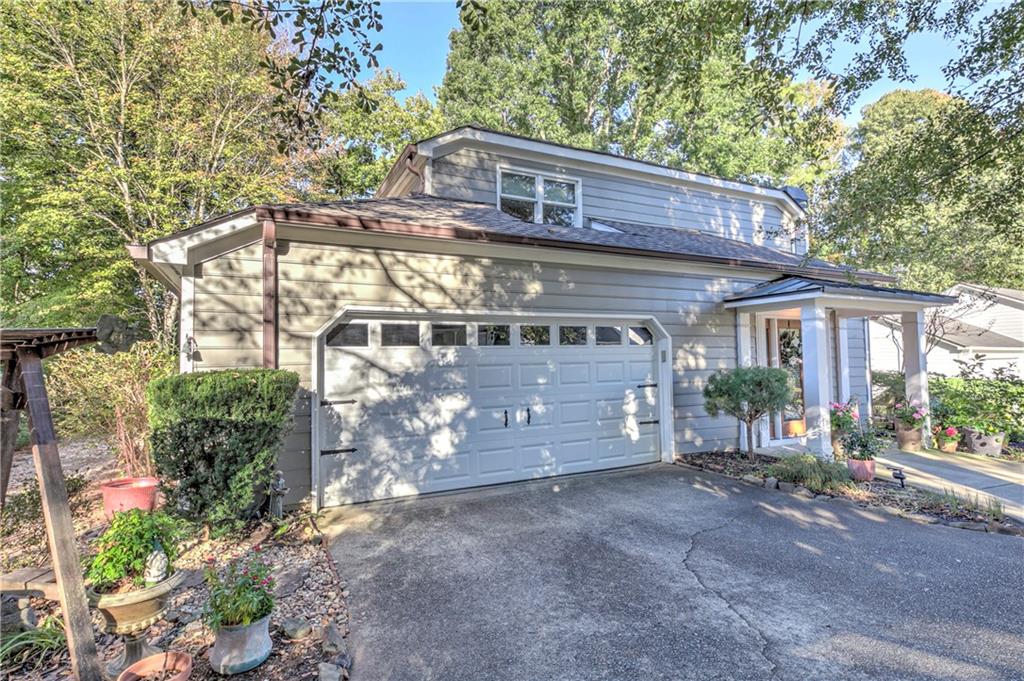 235 Ashleigh Terrace