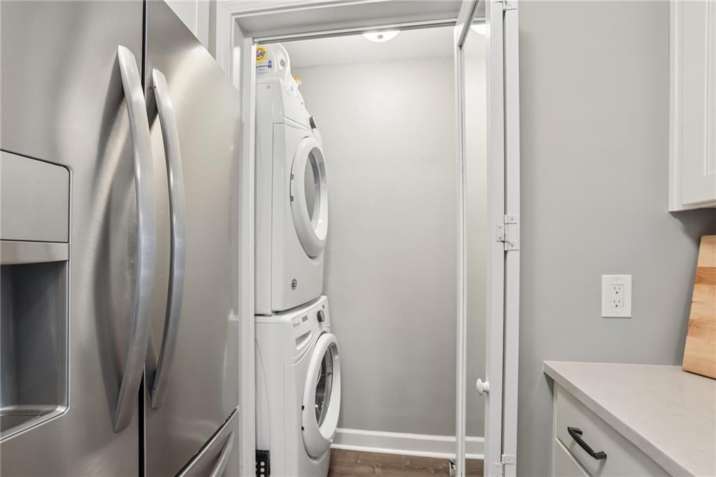 1075 Peachtree Walk NE A305