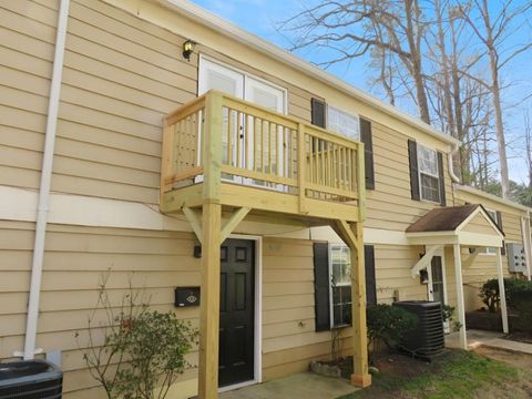 Condo For Sale - 1336 Surrey Lane<br/> Marietta, GA 30008