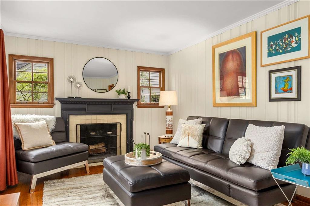 135 Shadowmoor Drive