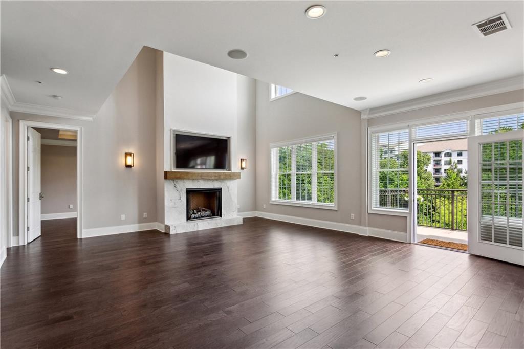 3280 Stillhouse Lane SE 401