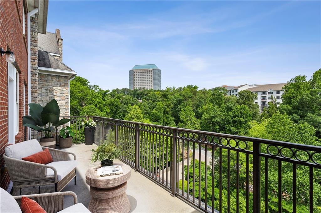 3280 Stillhouse Lane SE 401