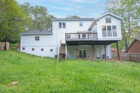 A home in Lilburn