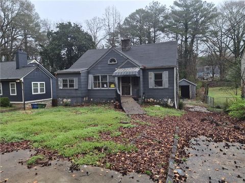 Homes For Sale - 1302 Cahaba Drive<br/> Atlanta, GA 30311