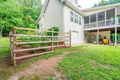 A home in Douglasville