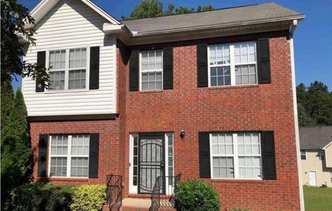 Homes For Rent - 1983 Sand Dollar Court<br/> Atlanta, GA 30331