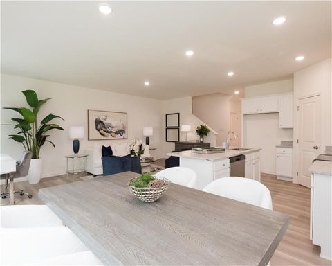 Townhouse For Sale - 2540 Riverside Road<br/> Conyers, GA 30013