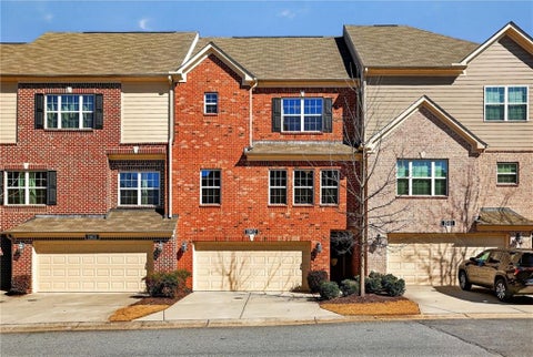 Townhouse For Sale - 1902 Glen Ivy #19<br/> Marietta, GA 30062