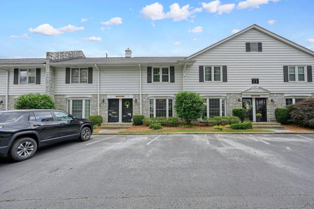 136 Peachtree Memorial Drive NW PA8