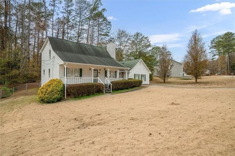 A home in Powder Springs