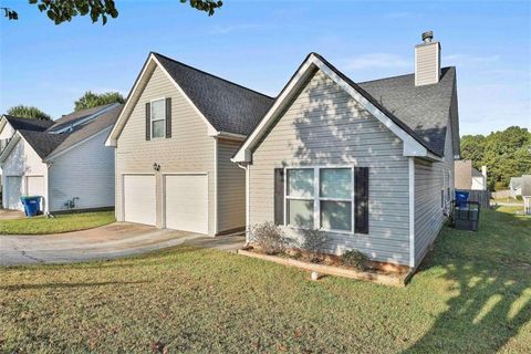 A home in South Fulton