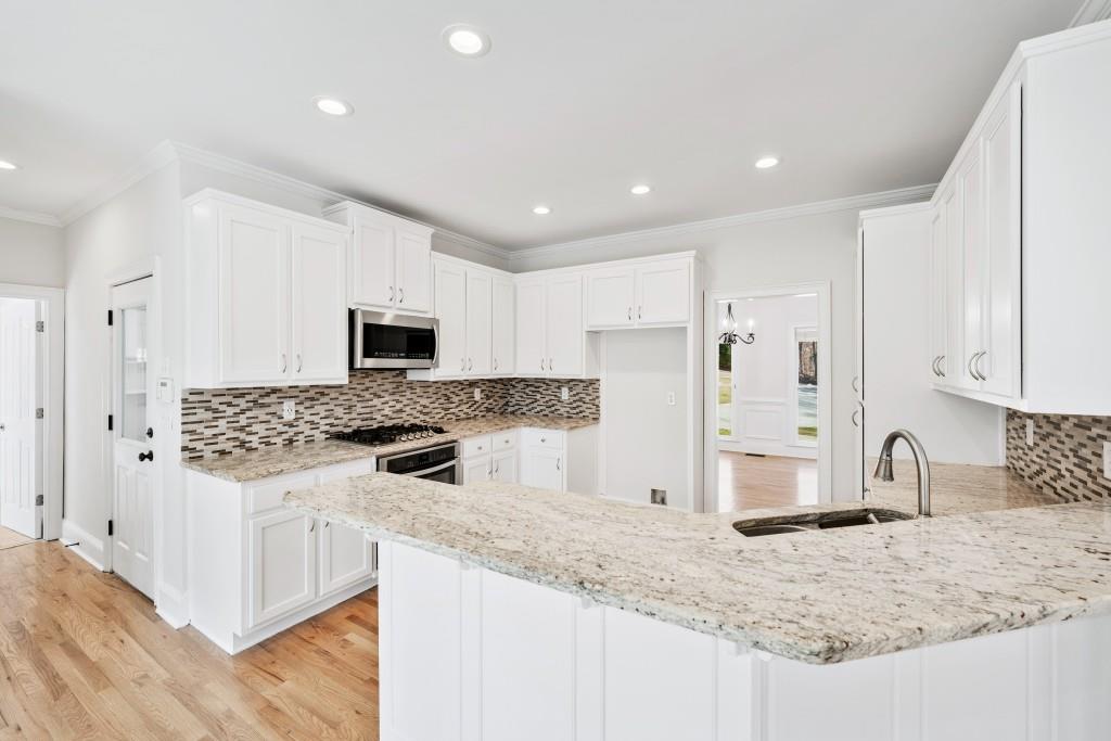 6005 Bateau Drive, Flowery Branch, Georgia image 28