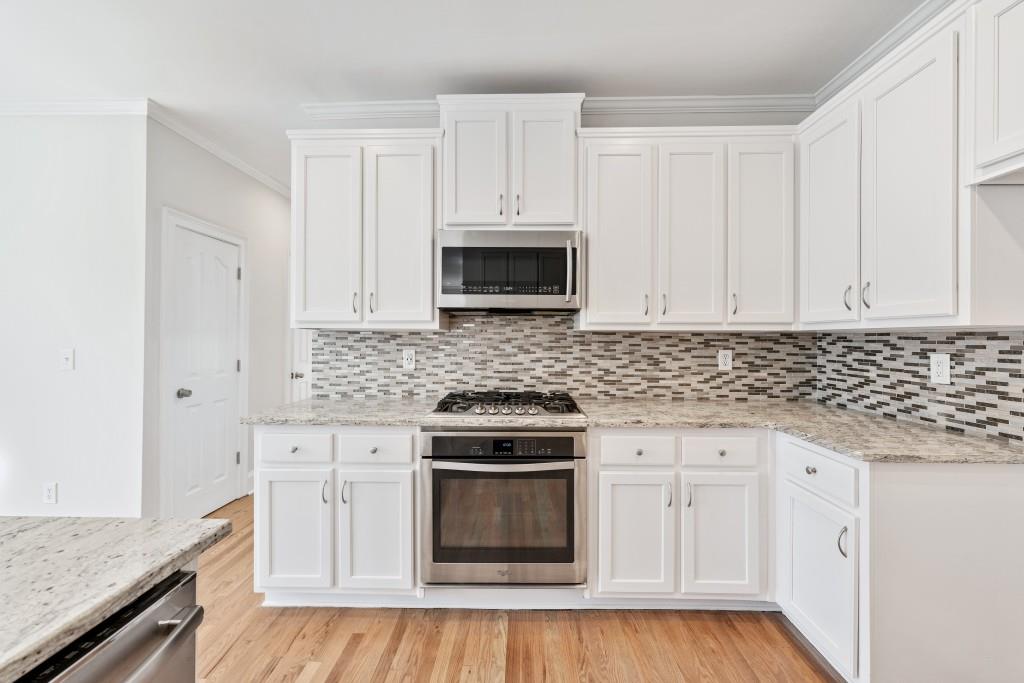 6005 Bateau Drive, Flowery Branch, Georgia image 29