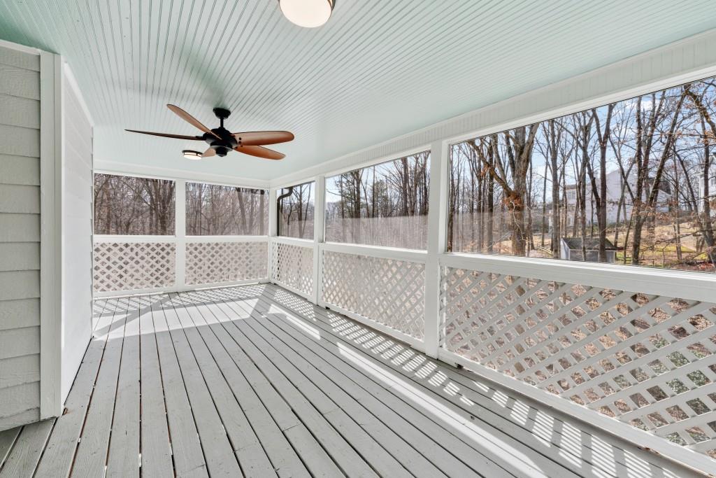 6005 Bateau Drive, Flowery Branch, Georgia image 32