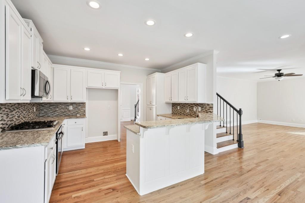6005 Bateau Drive, Flowery Branch, Georgia image 27