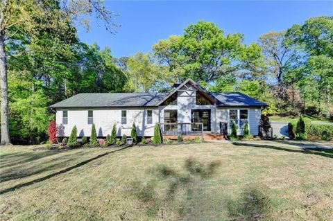 1695 Maple Ridge Drive Suwanee GA 30024