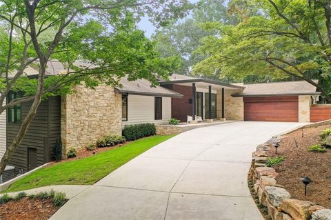 670 River Chase Point Atlanta GA 30328