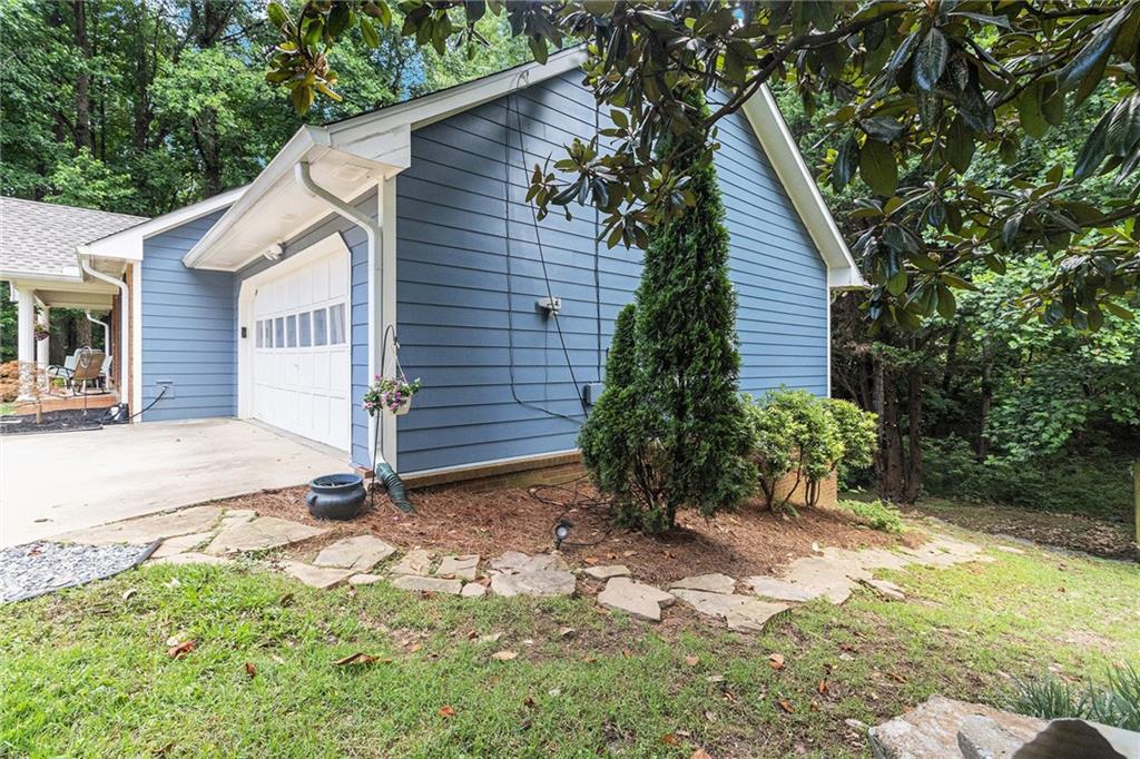 1402 McLendon Drive