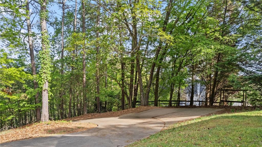 130 Laguna Springs Drive, Woodstock, Georgia image 34
